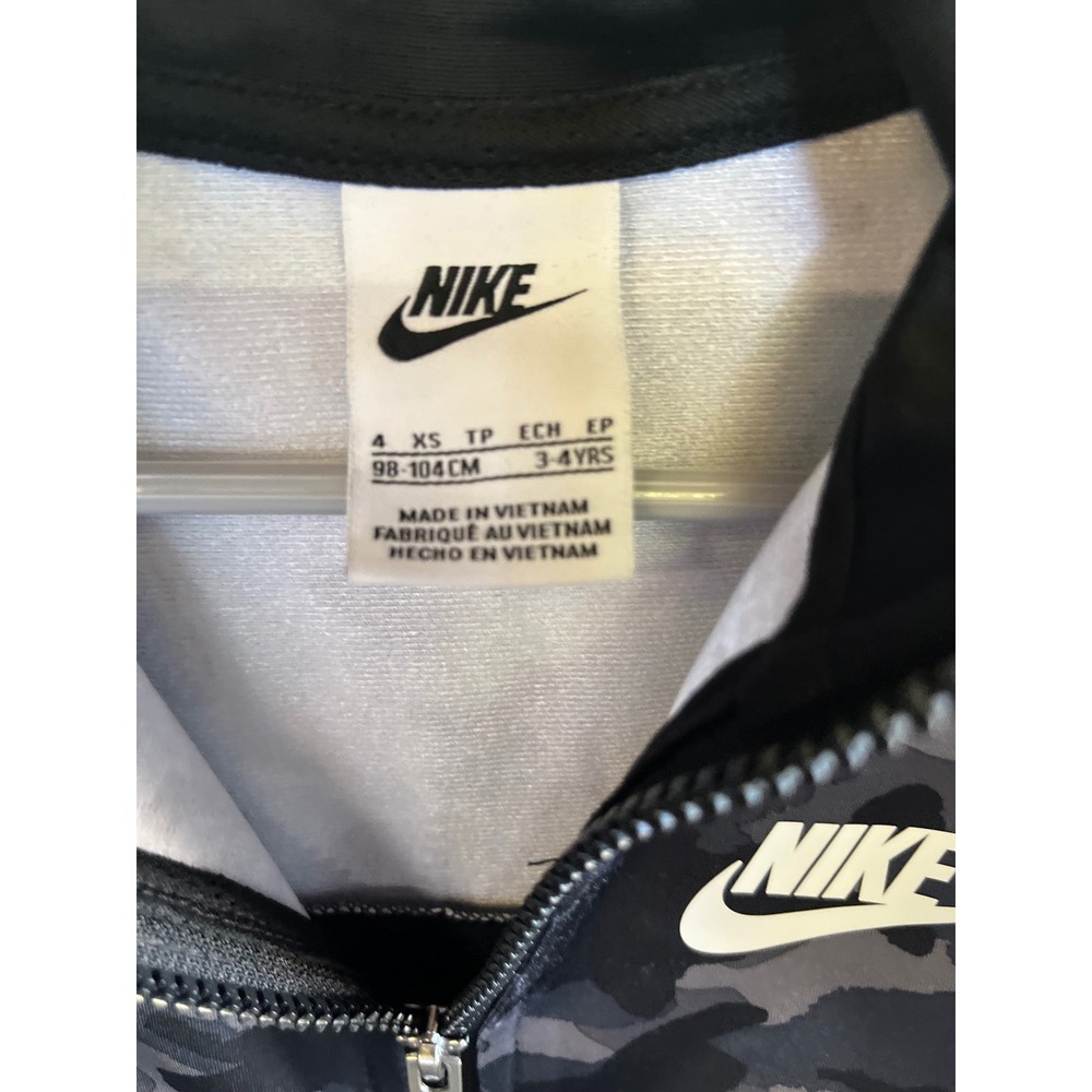 Nike Boys Camo Tracksuit Set Full Zip Jacket and Shorts Black Grey 4 XS 3-4YRS - Picture 3 of 6